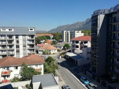 Apartment / Flat For Rent in Rondebosch, Cape Town